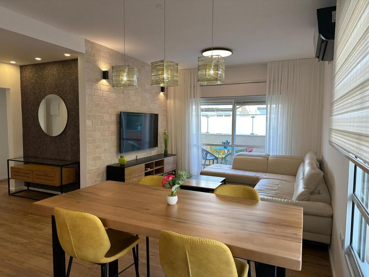 Luxury 2 Bd By Dizingof Near The Apartamento