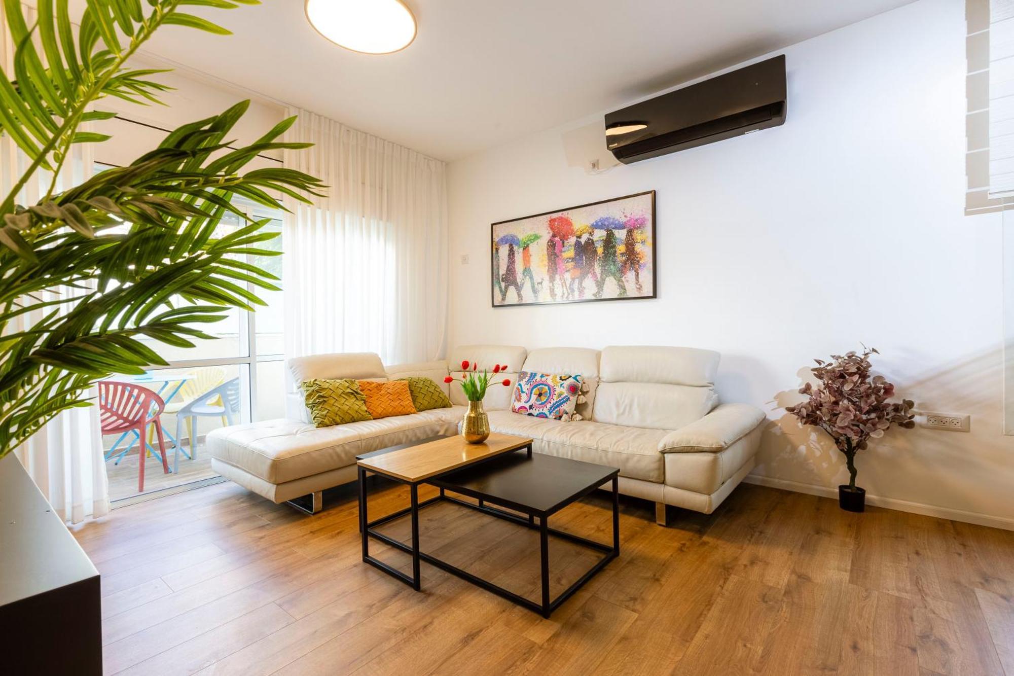 Apartment Luxury 2 Bd By Dizingof Near The