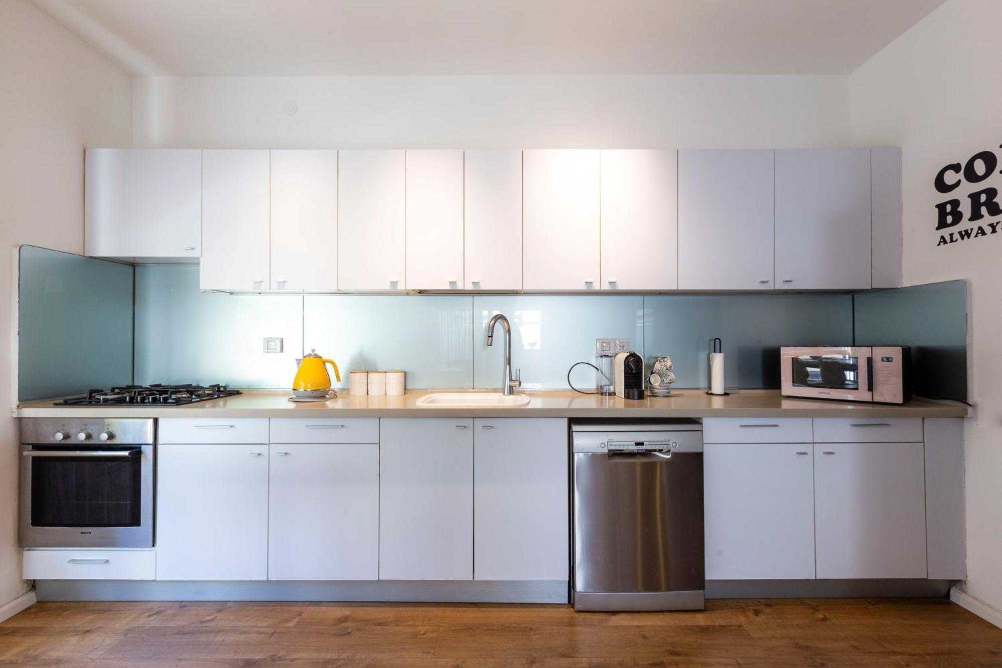 Luxury 2 Bd By Dizingof Near The Apartment *