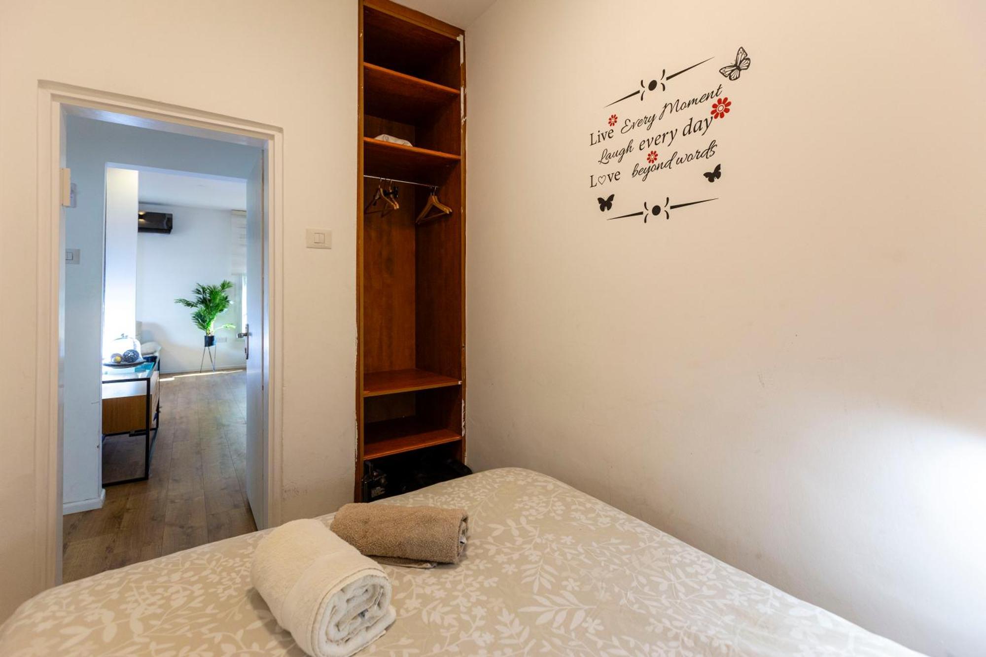 Luxury 2 Bd By Dizingof Near The Apartment